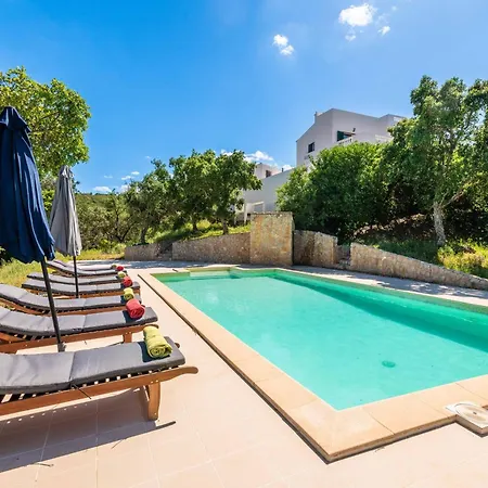 Villa Eiras Altas By Portucasa Corte Vidreiro