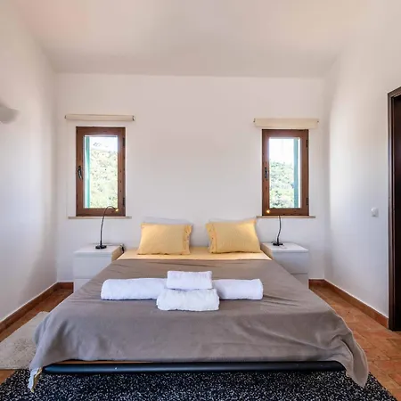 Villa Eiras Altas By Portucasa