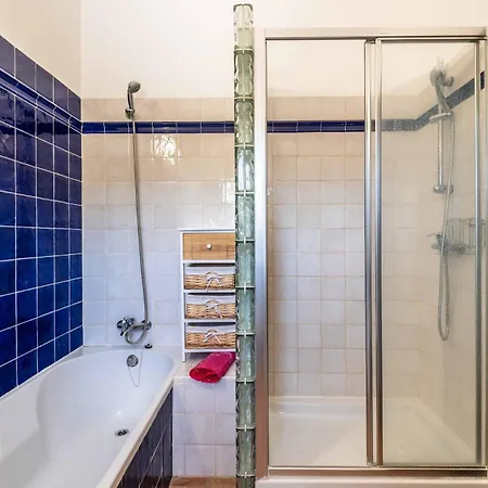 Villa Eiras Altas By Portucasa *