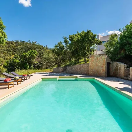 Villa Eiras Altas By Portucasa Corte Vidreiro