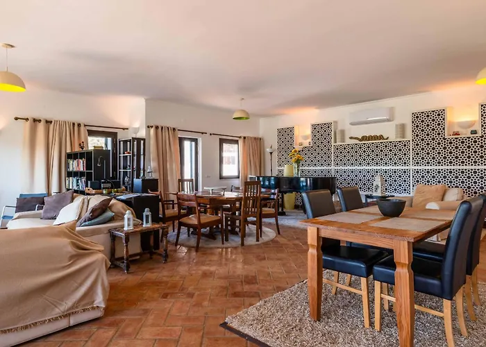 Villa Eiras Altas By Portucasa *